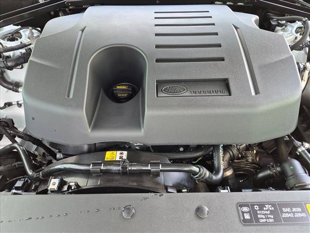 New 2026 Land Rover Defender 110 X-Dynamic SE AWD/4WD image 16