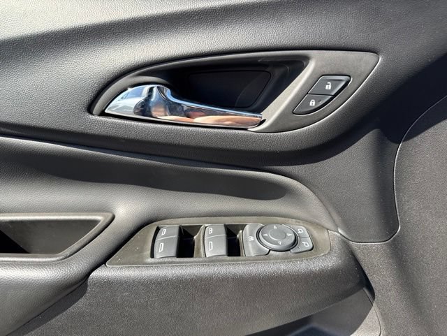 Used 2024 Chevrolet Equinox LT AWD/4WD image 17