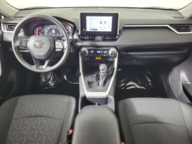 Used 2025 Toyota RAV4 XLE FWD image 16
