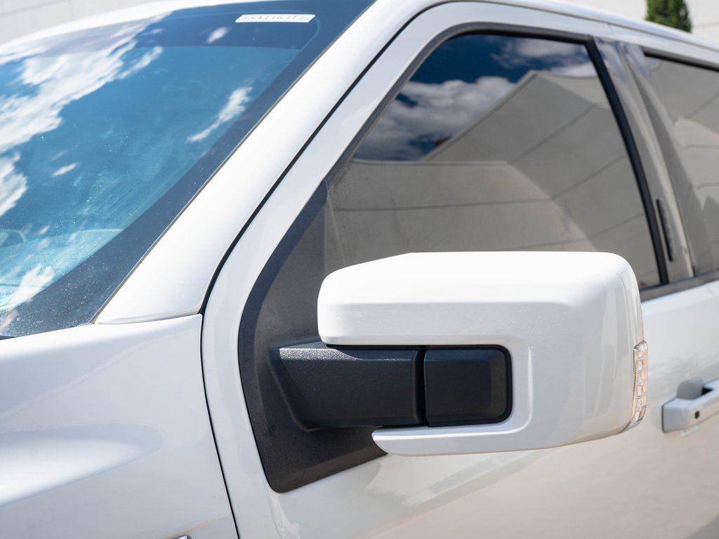 Used 2022 Ford F150 Lariat w/ Trailer Tow Package image 16