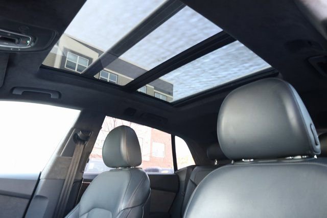 Used 2020 Audi Q8 Prestige w/ Prestige Package image 22