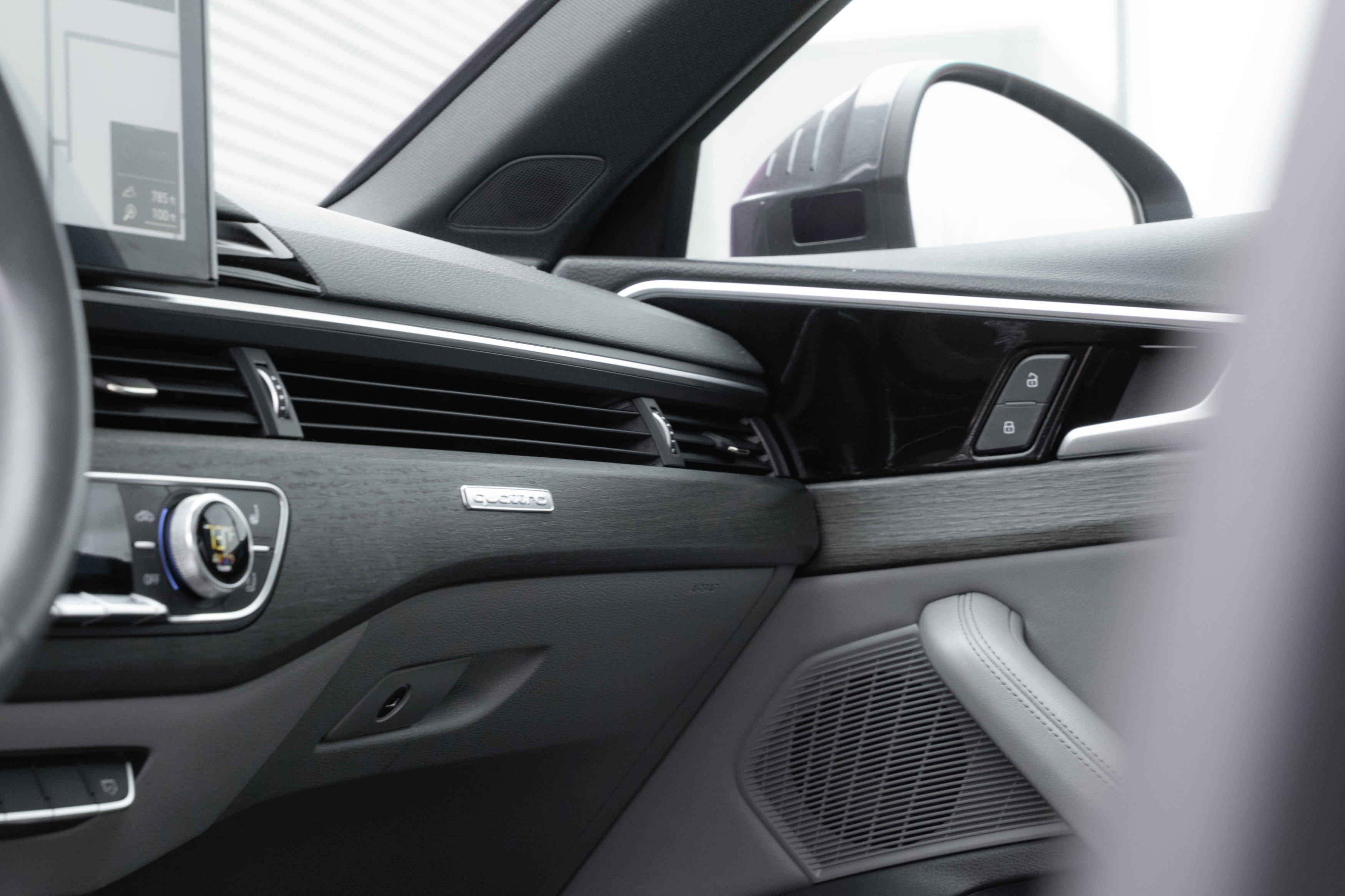 Used 2020 Audi A4 2.0T Premium Plus w/ Premium Plus Package image 14