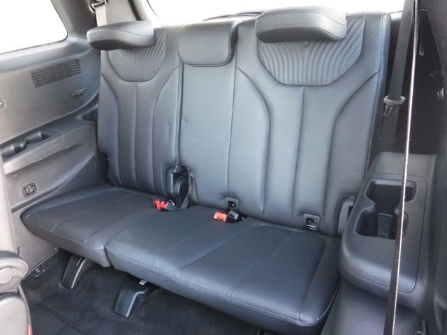 Used 2024 Hyundai Palisade Calligraphy image 16