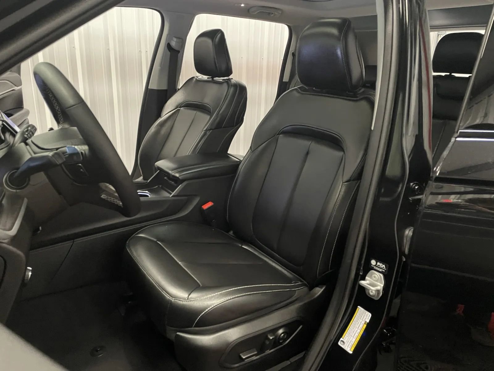 Used 2024 Jeep Grand Cherokee Limited 4xe image 38