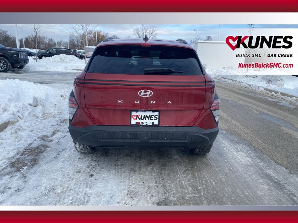 Used 2025 Hyundai Kona SEL image 5