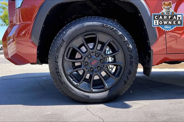 Used 2025 Toyota Tundra Limited w/ TRD Off-Road Package AWD/4WD image 9