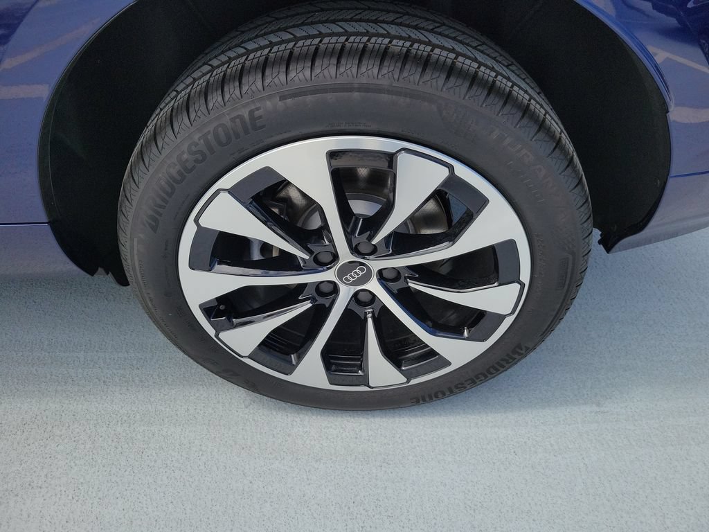 New 2026 Audi Q3 quattro 2.0T AWD/4WD image 29