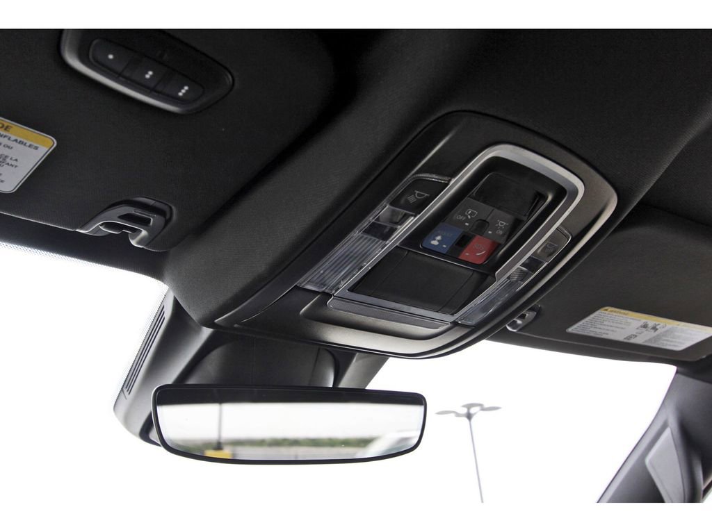 Used 2024 RAM 1500 Laramie image 25