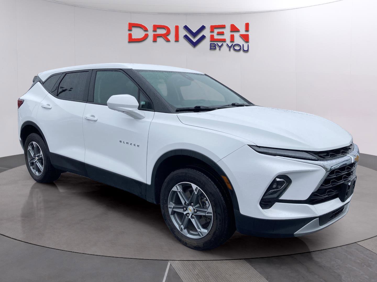 Used 2024 Chevrolet Blazer LT image 8