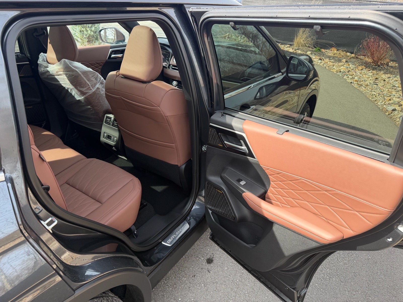 New 2026 Mitsubishi Outlander SEL AWD/4WD image 14