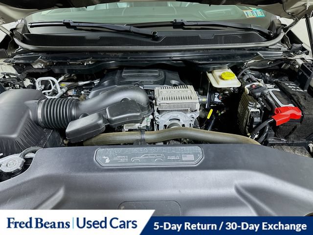 Used 2022 Jeep Wagoneer Series III w/ Premium Group I AWD/4WD image 39