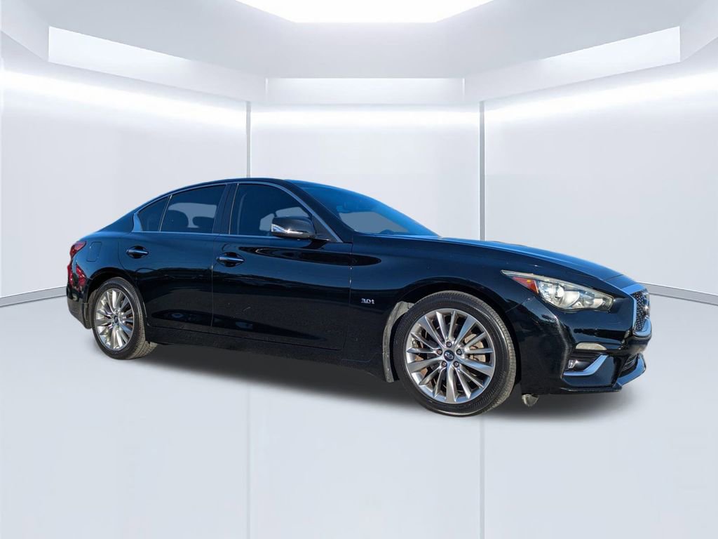 Used 2018 INFINITI Q50 Luxe w/ Cargo Package (L95) image 2