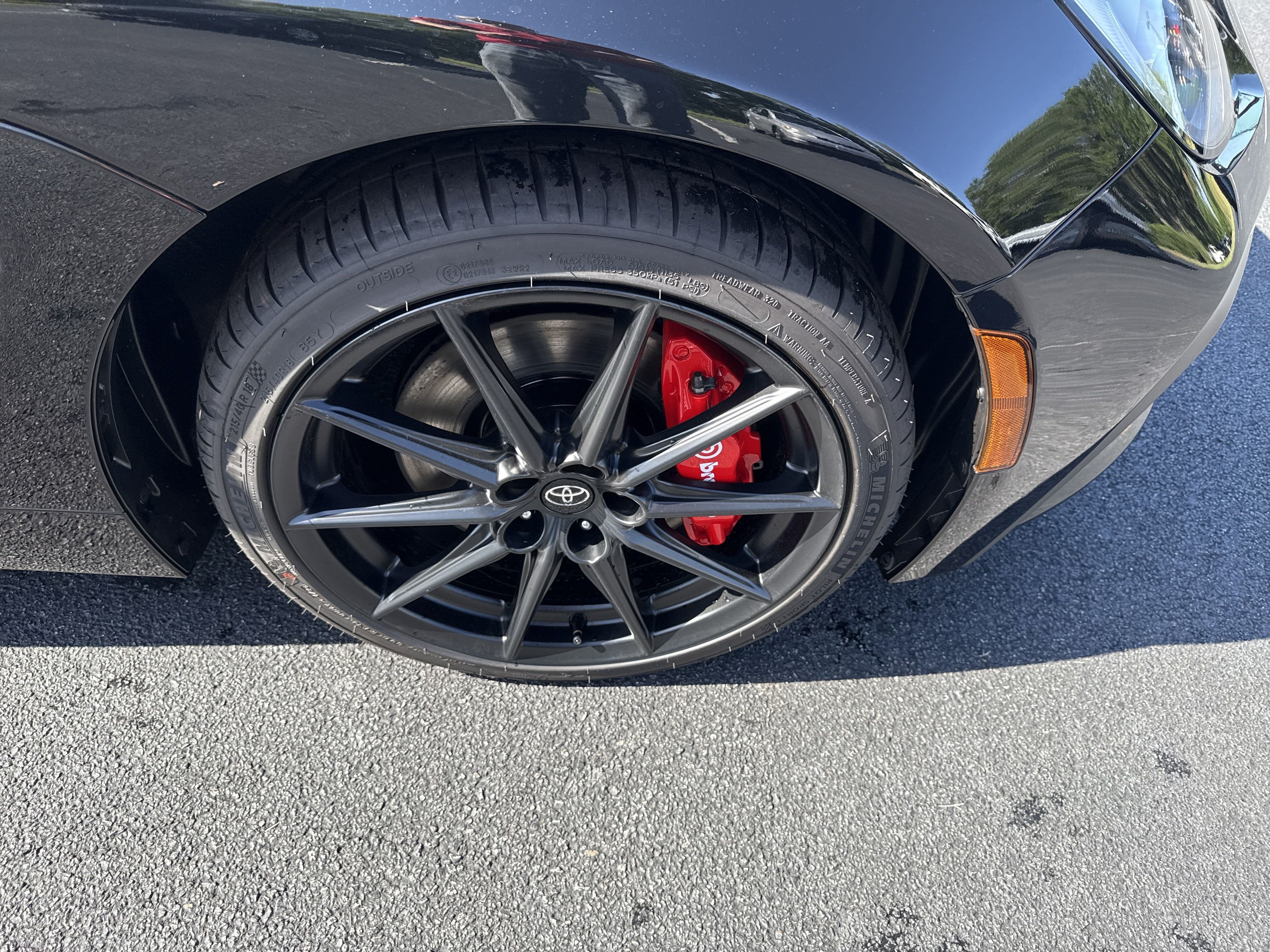 New 2025 Toyota GR86 Premium w/ Performance Package RWD image 10