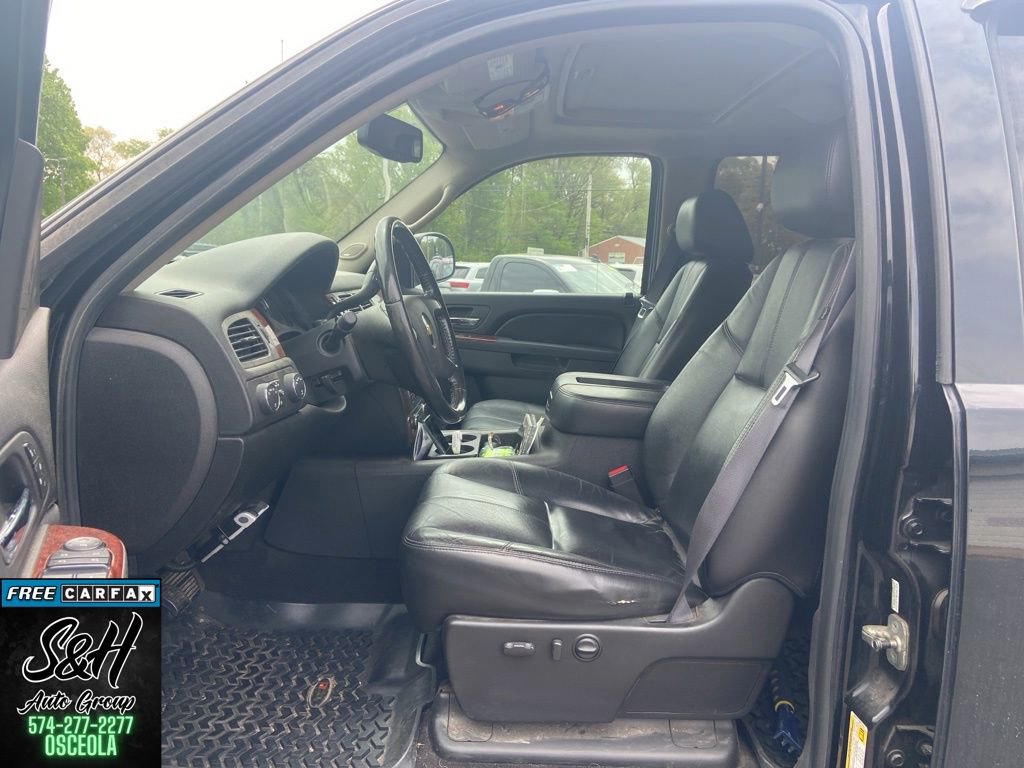 Used 2011 Chevrolet Silverado 1500 LTZ AWD/4WD image 8