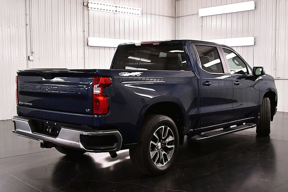 Used 2023 Chevrolet Silverado 1500 LT AWD/4WD image 7