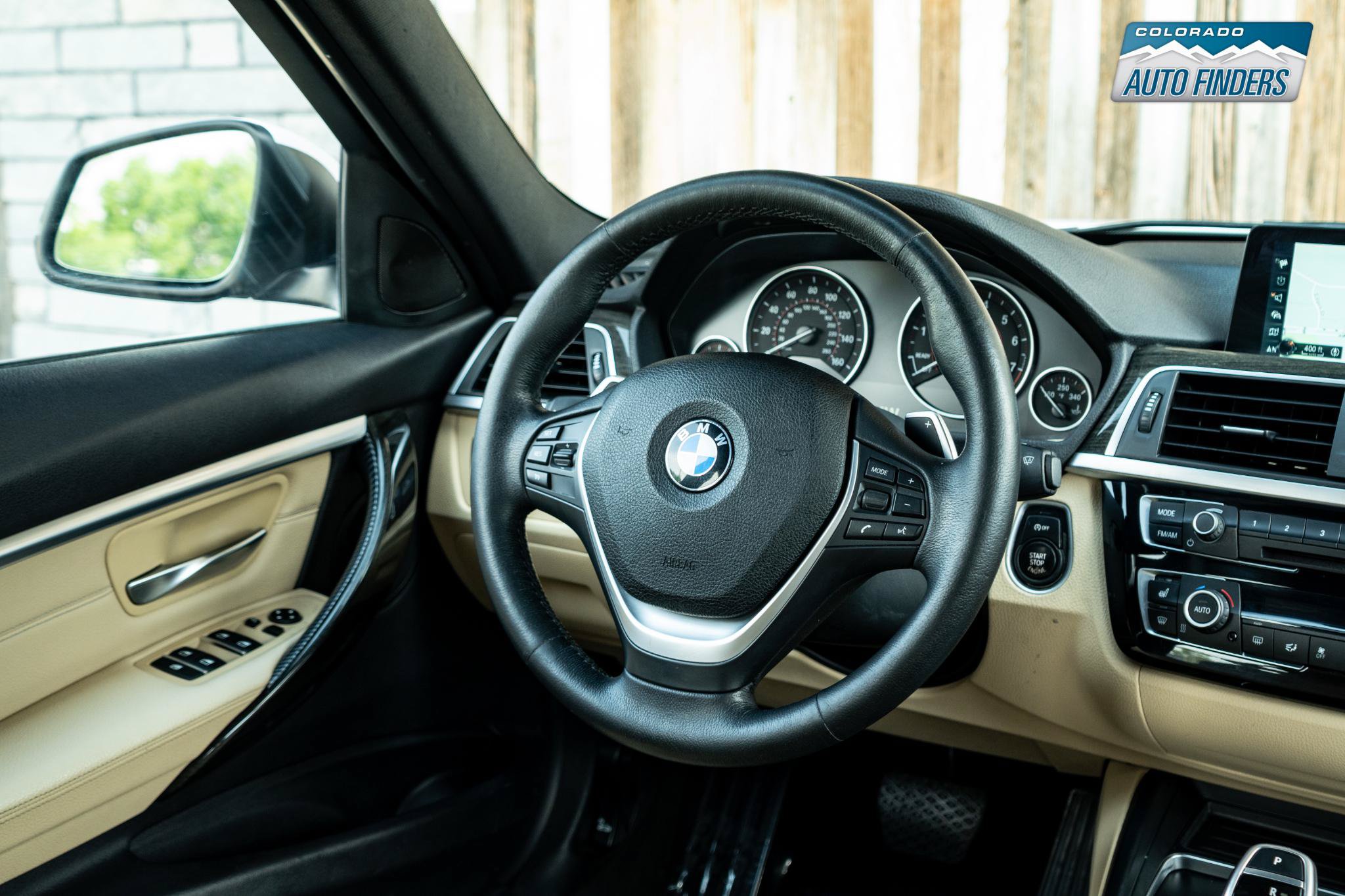 Used 2017 BMW 330i xDrive Wagon AWD/4WD image 20