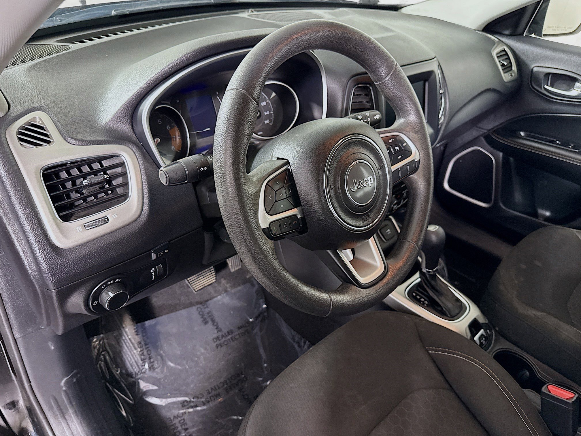 Used 2020 Jeep Compass Sport image 23