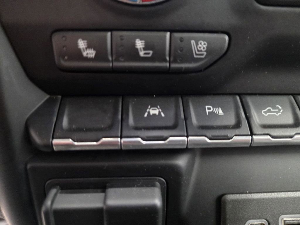 Used 2022 GMC Sierra 1500 SLT w/ SLT Premium Plus Package image 5