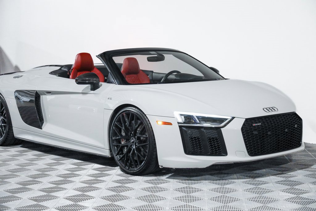 Used 2018 Audi R8 V10 plus image 15