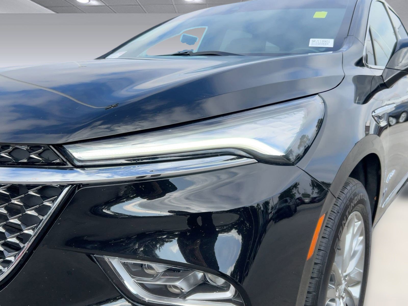 Used 2024 Buick Enclave Avenir w/ Avenir Technology Package image 10