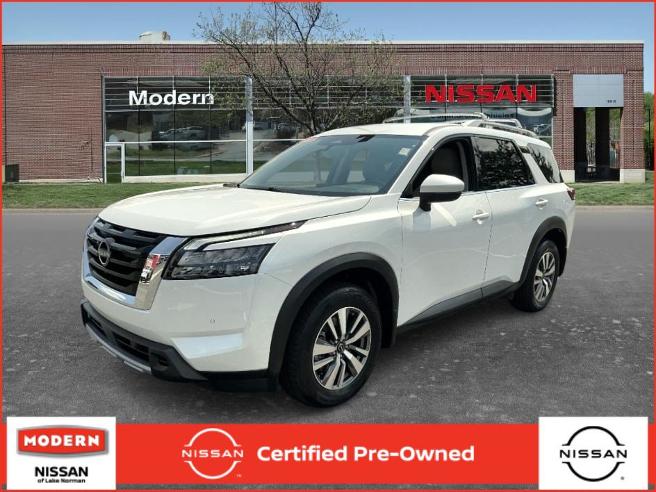 Certified 2025 Nissan Pathfinder SL