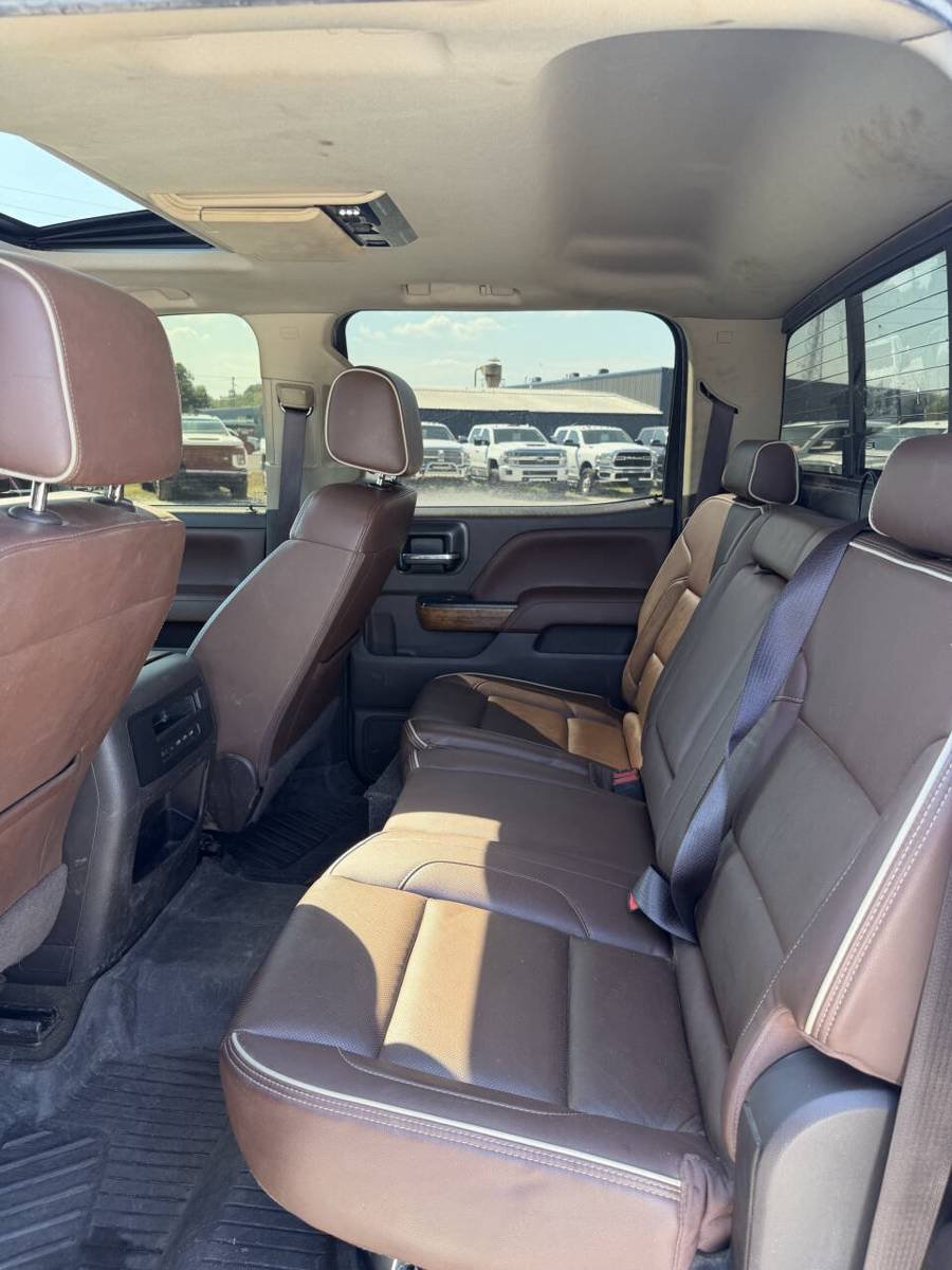 Used 2018 Chevrolet Silverado 3500 High Country w/ Duramax Plus Package AWD/4WD image 11