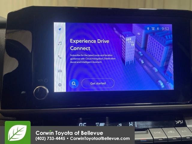 Used 2025 Toyota Camry SE image 19