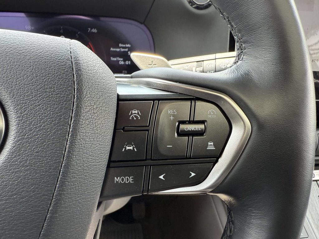 Used 2024 Lexus GX 550 AWD/4WD image 22