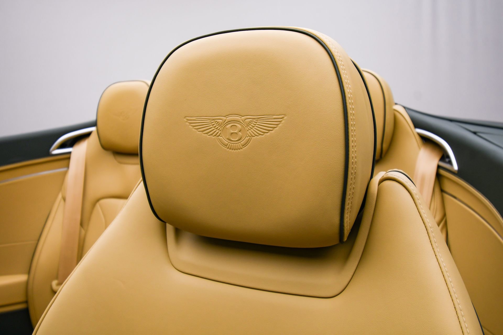 New 2026 Bentley Continental GTC AWD/4WD image 48