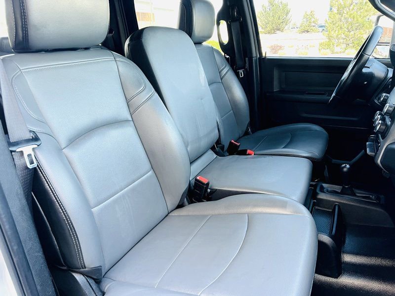 Used 2024 RAM 2500 Tradesman w/ Chrome Appearance Group image 11