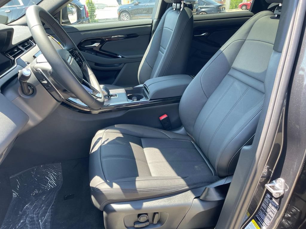 New 2026 Land Rover Range Rover Evoque Dynamic SE AWD/4WD image 12