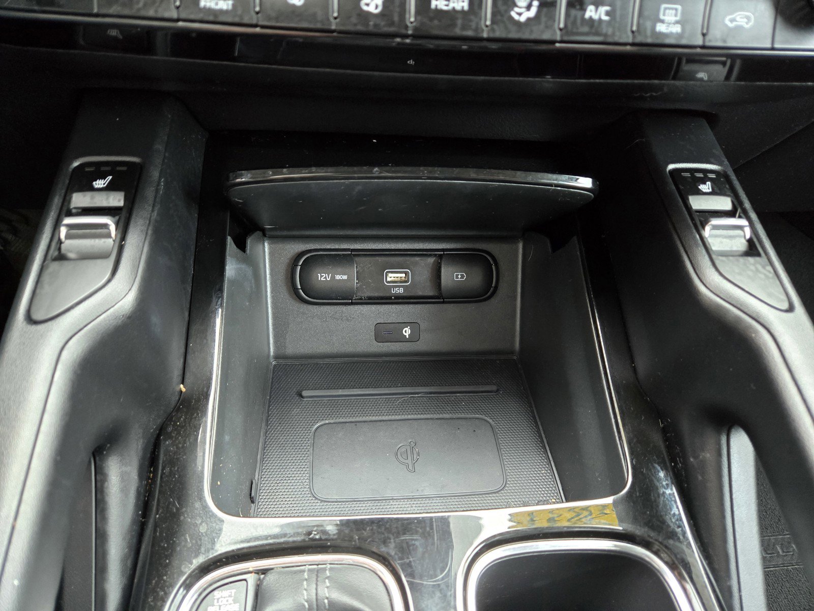 Used 2022 Kia Telluride S image 18