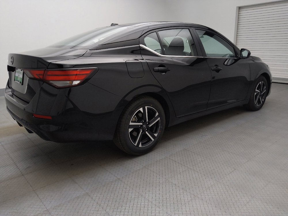 Used 2025 Nissan Sentra SV FWD image 10