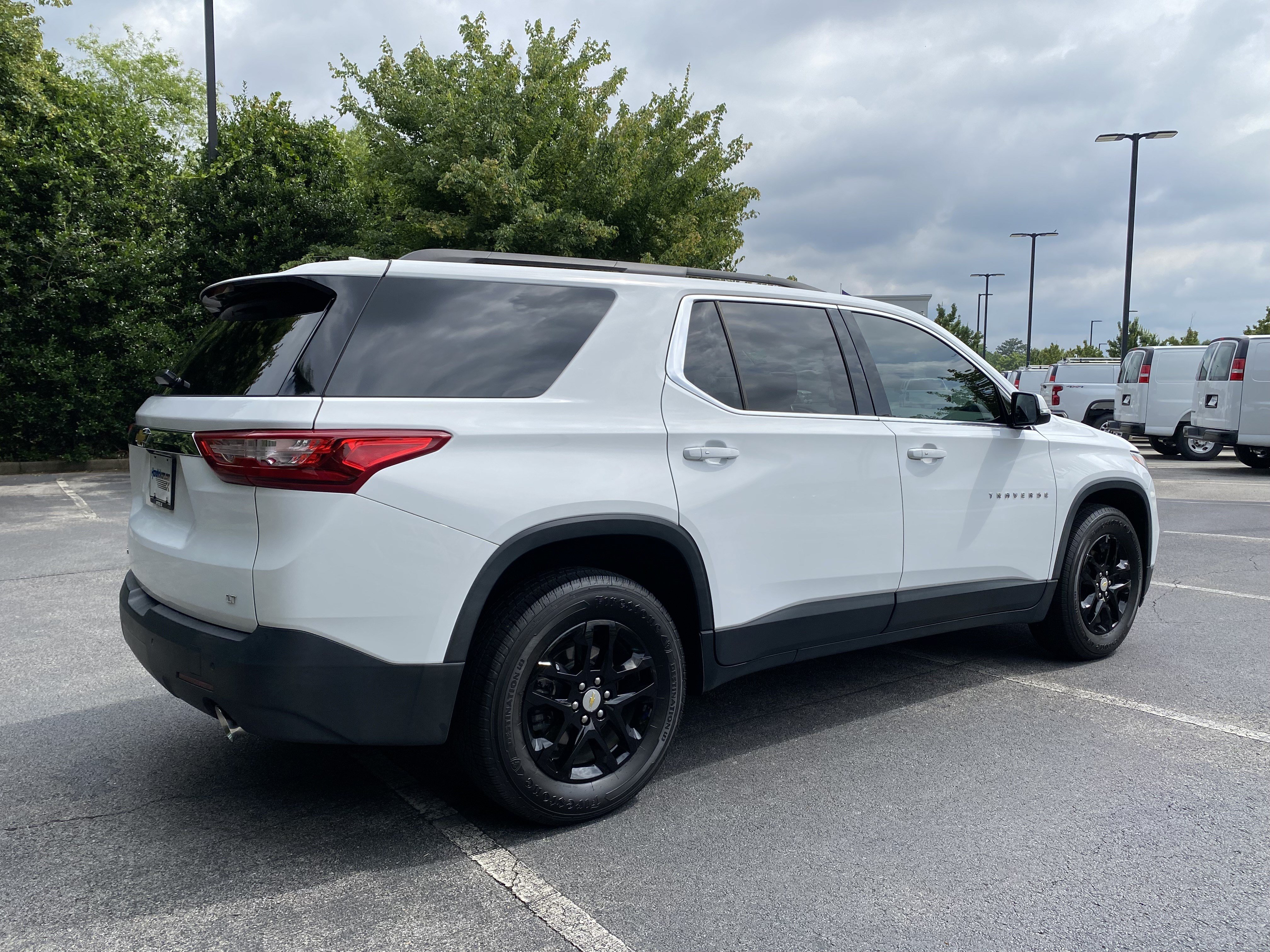 Used 2019 Chevrolet Traverse LT w/ LPO, Floor Liner Package AWD/4WD image 9