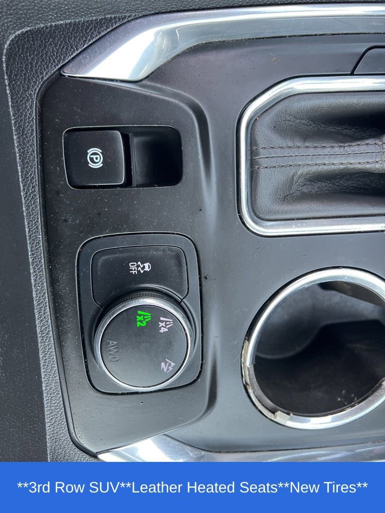 Used 2020 Chevrolet Traverse LT w/ LT Premium Package image 17