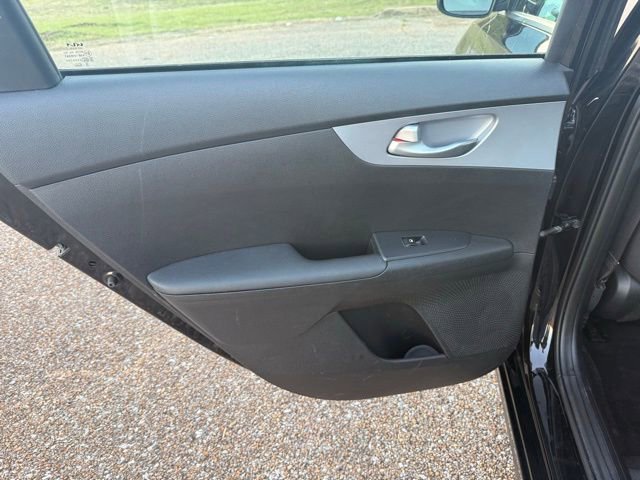 Used 2024 Kia Forte LXS image 11