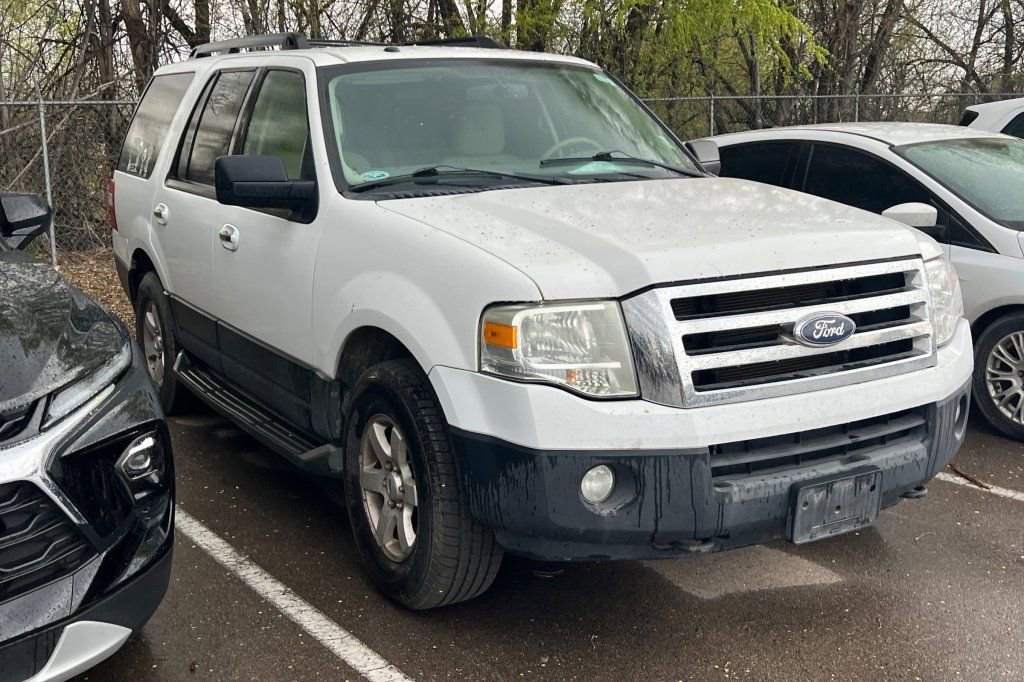 Used 2012 Ford Expedition XL w/ HD Trailer Tow Pkg AWD/4WD image 2