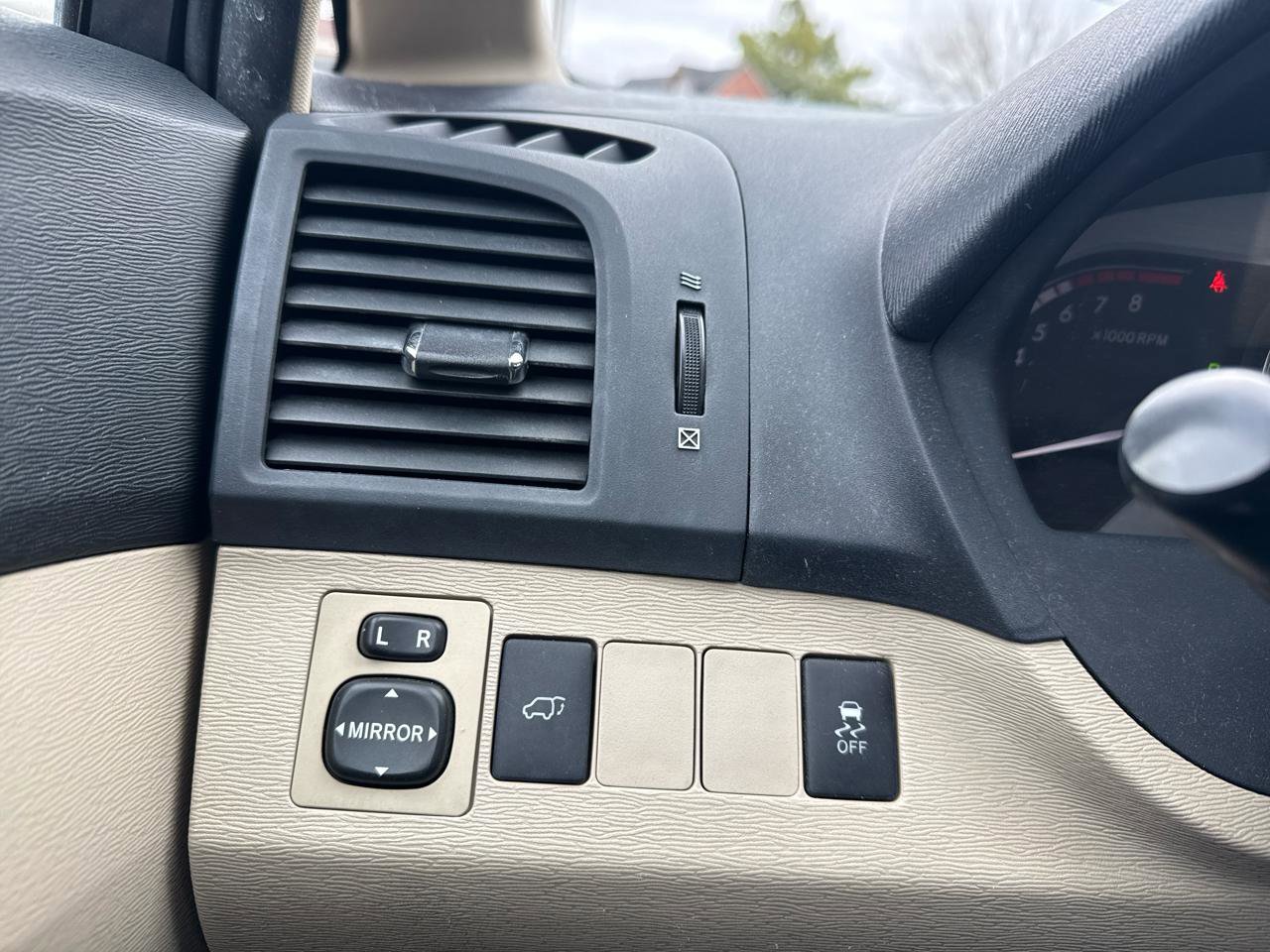 Used 2009 Toyota Venza image 21