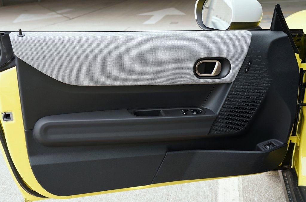 Used 2025 MINI Cooper S image 8