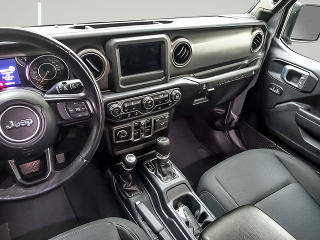 Used 2023 Jeep Wrangler Unlimited Sport AWD/4WD image 13