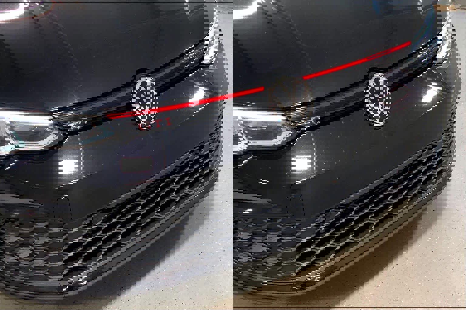 Used 2022 Volkswagen GTI S FWD image 32