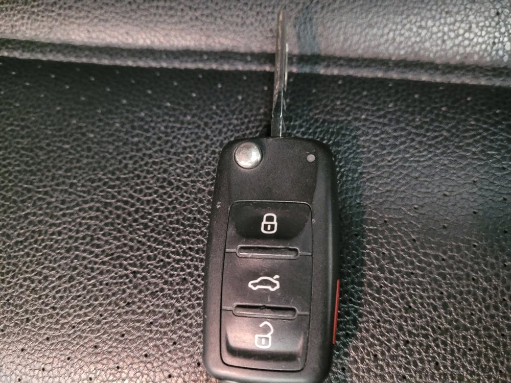 Used 2017 Volkswagen Jetta SEL FWD image 32