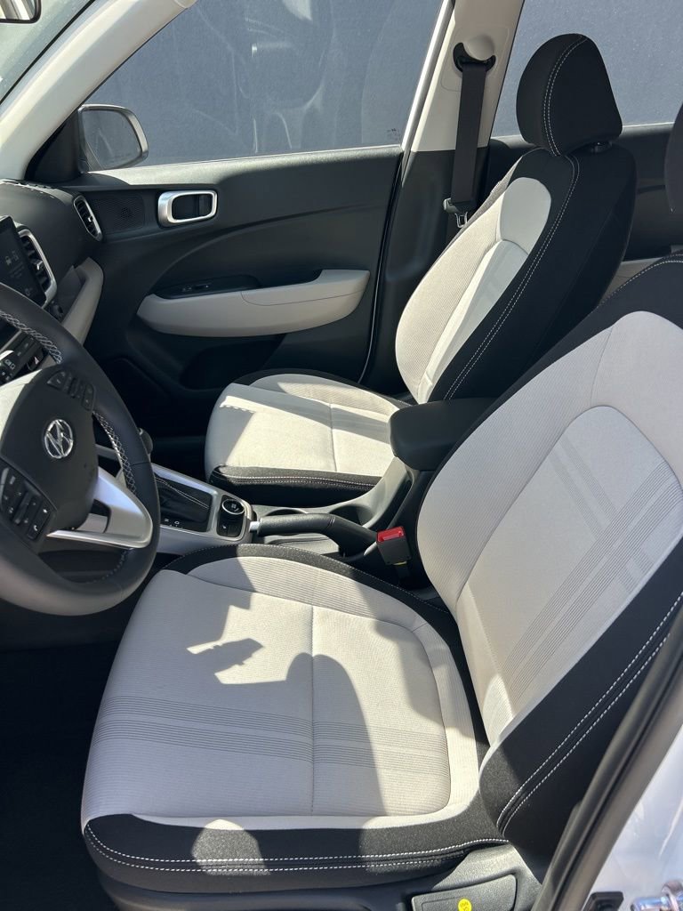 New 2026 Hyundai Venue SEL image 7