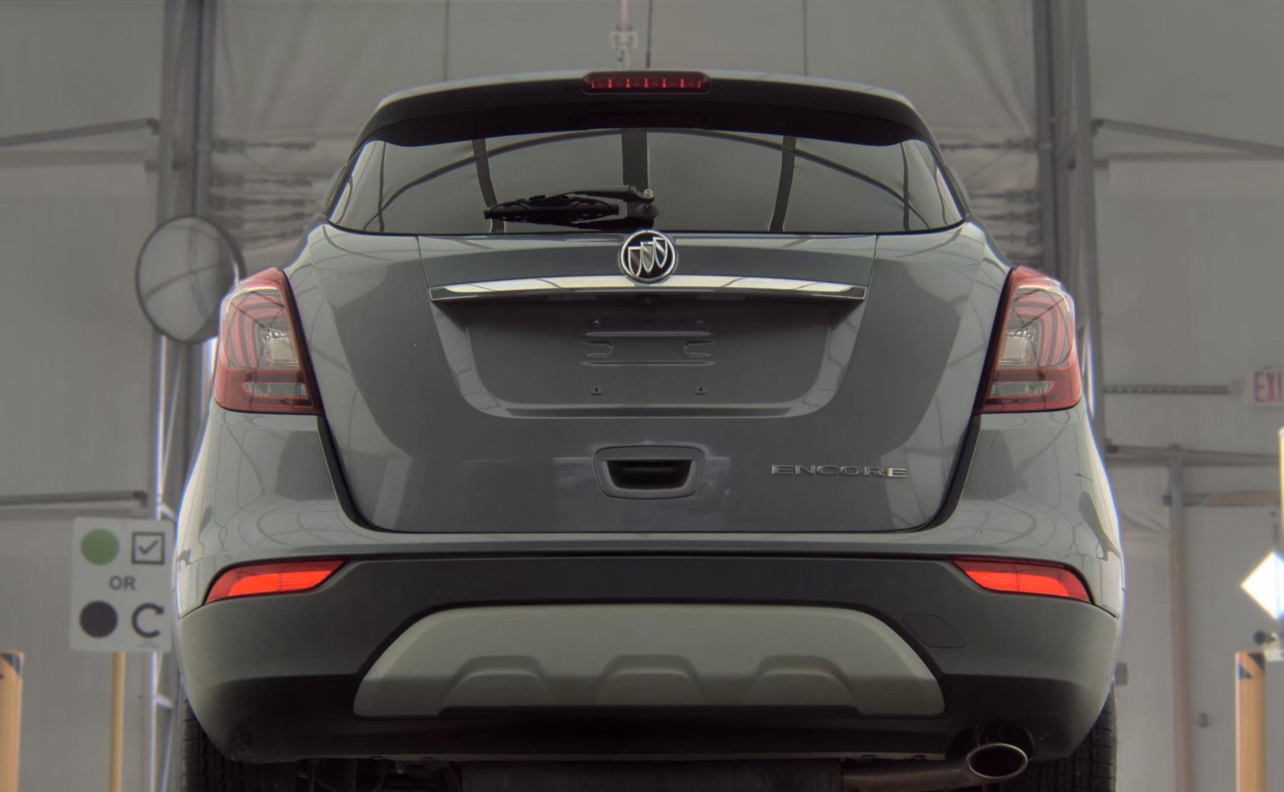 Used 2019 Buick Encore Preferred w/ Safety Package FWD image 5