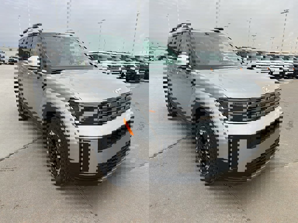 New 2025 Hyundai Santa Fe SEL image 2