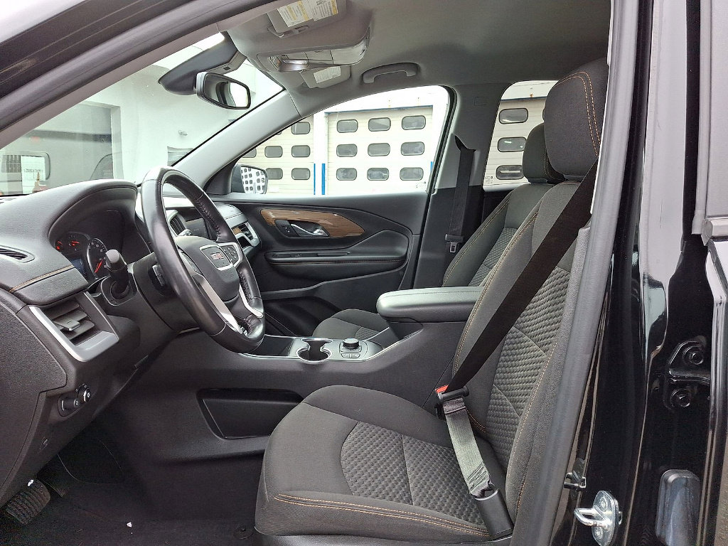 Certified 2021 GMC Terrain SLE w/ Driver Convenience Package image 11