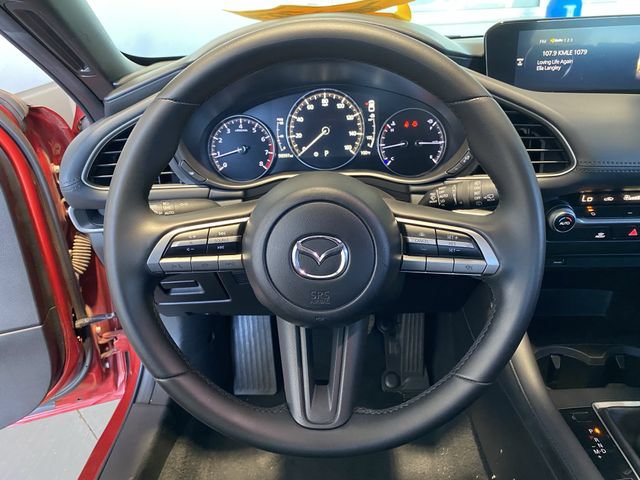 Used 2020 MAZDA MAZDA3 Hatchback FWD image 26