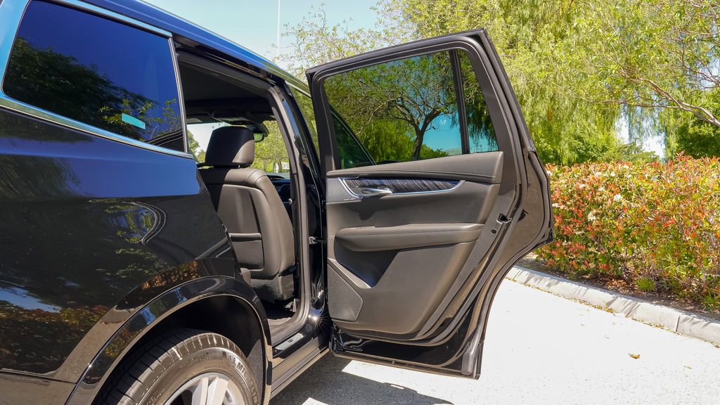 Certified 2025 Cadillac XT6 Premium Luxury w/ Technology Package image 14