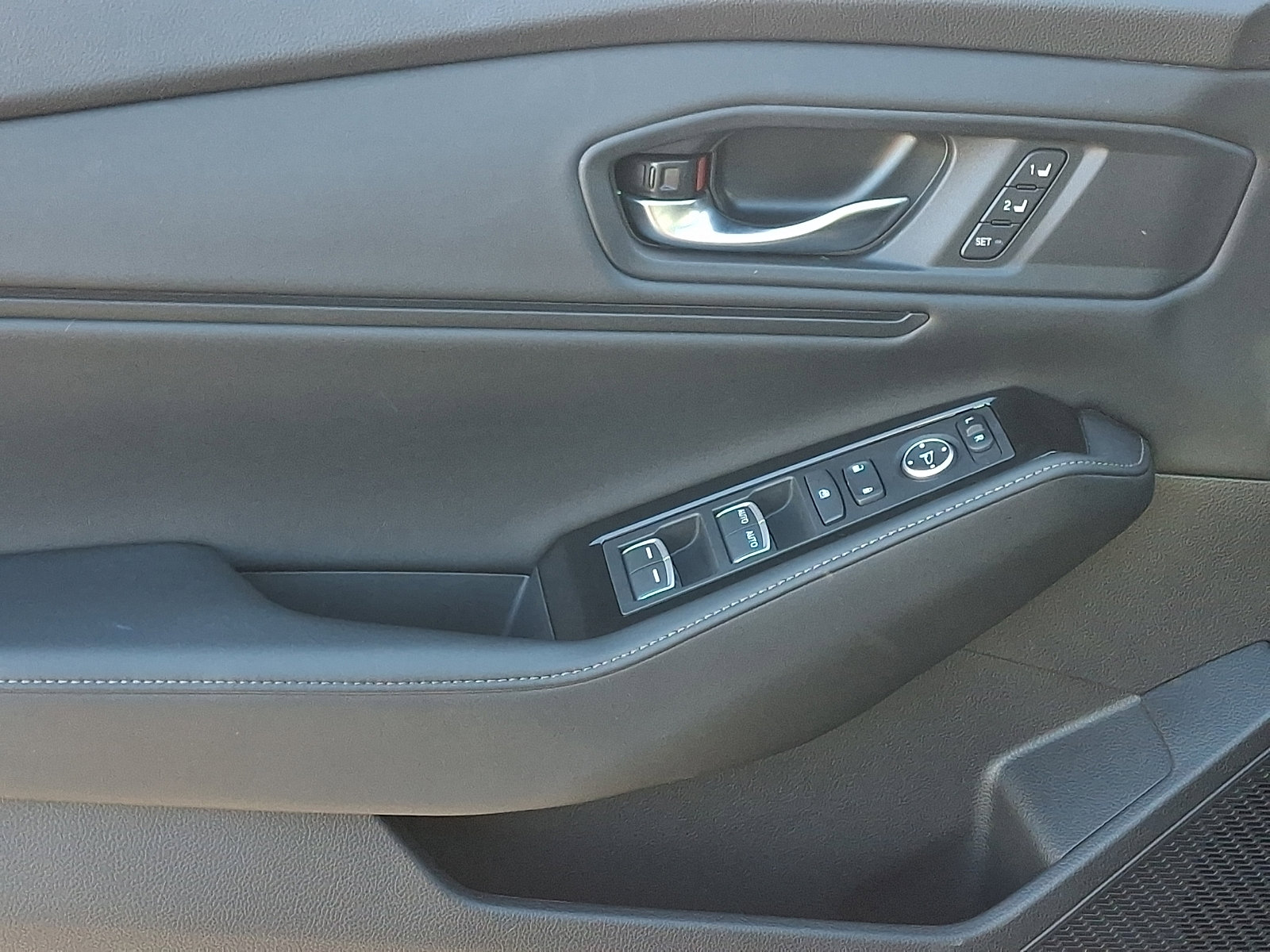 Used 2023 Honda Accord Touring image 13