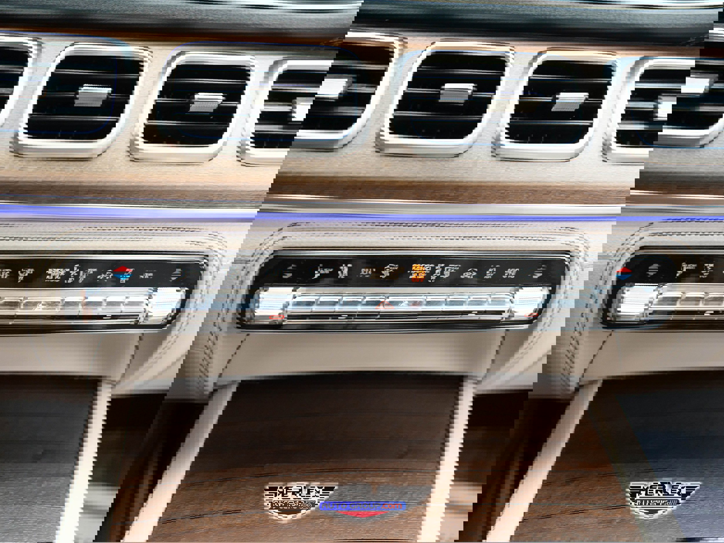 Used 2021 Mercedes-Benz GLS 450 4MATIC image 35